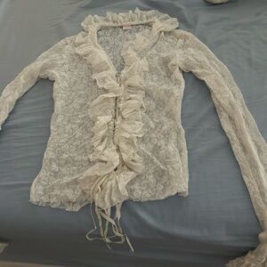 Lonly hearts lace tie up shirt